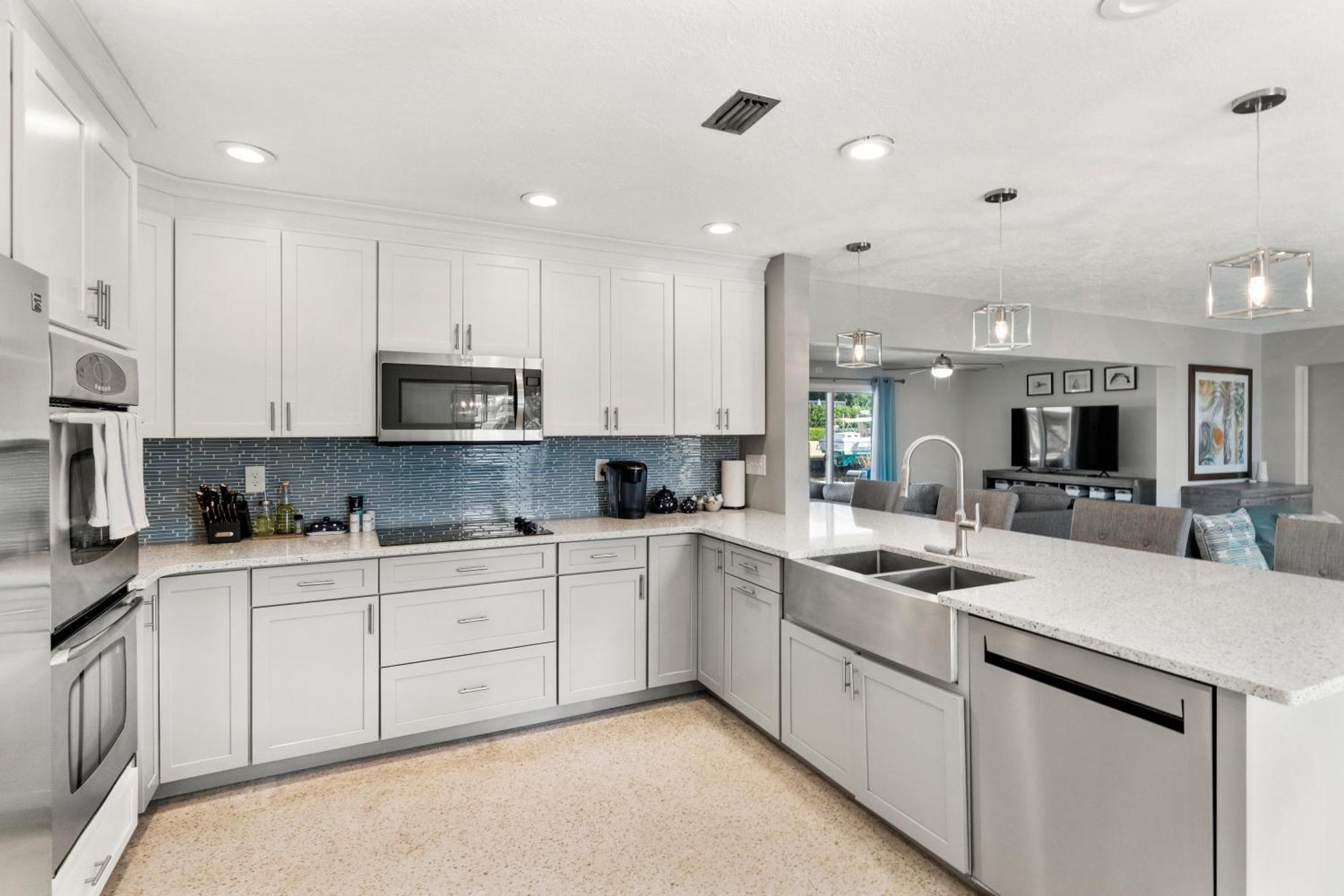 Casa Di Amici - Canal & Pool Home Close To Ami! Bradenton Exterior photo