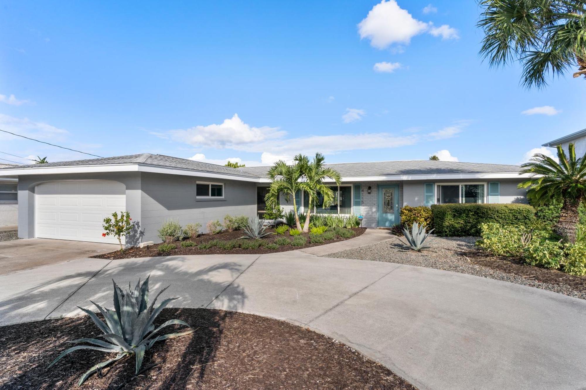 Casa Di Amici - Canal & Pool Home Close To Ami! Bradenton Exterior photo